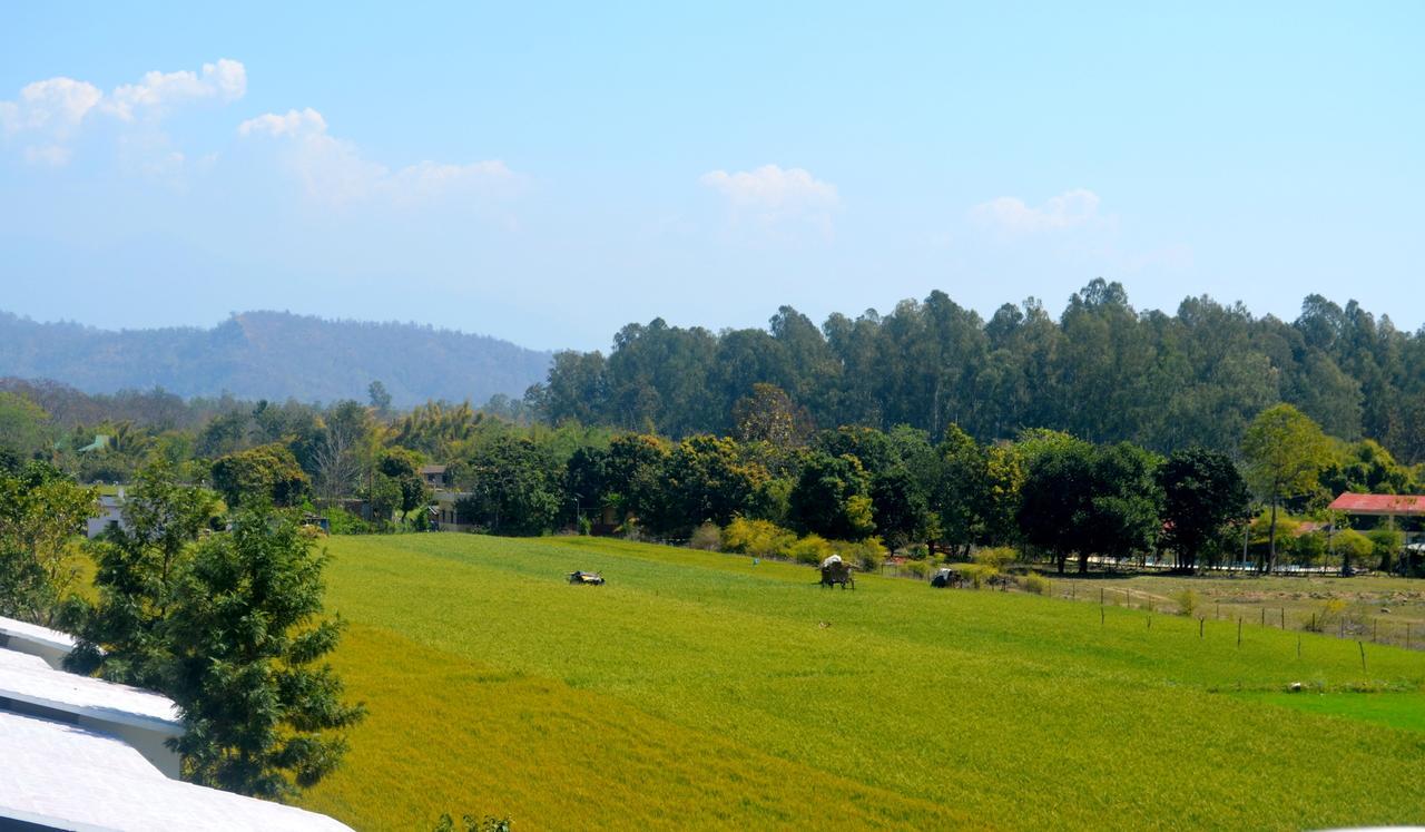 Corbett Treat Resort Рамнаґар Екстер'єр фото