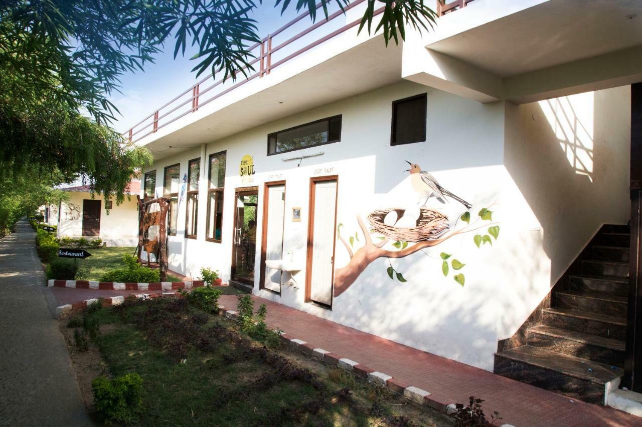 Corbett Treat Resort Рамнаґар Екстер'єр фото